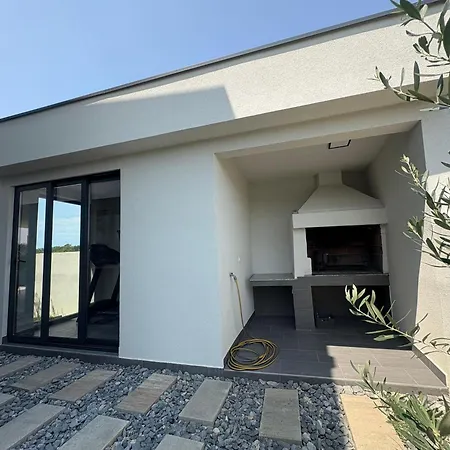 Angelo 2020 With Sauna, Gym, Heated Pool Villa