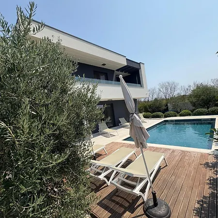 Angelo 2020 With Sauna, Gym, Heated Pool Privlaka