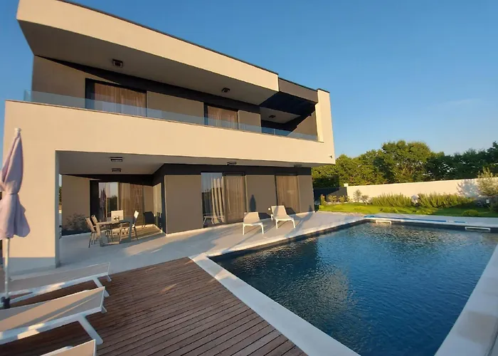 Angelo 2020 With Sauna, Gym, Heated Pool Βίλα